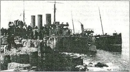 Крейсер Богатырь на камнях у мыса Брюса 2 мая 1904 г контрадмирал Иессен - фото 56