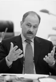 С 1979 года на дипломатической службе различные должности в Посольстве СССР и - фото 18