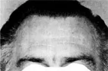 Рисунок 31 У человека испытывающего гнев опущенные и сведенные брови обычно - фото 82