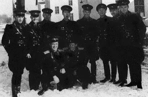 Первый снег в Крыму 1955 г Впереди была неизвестность Никто не знал куда - фото 48