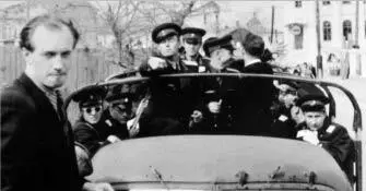 Поездка в КамышБурун 1956 г Любопытные мальчишки провели нас в довольно - фото 93