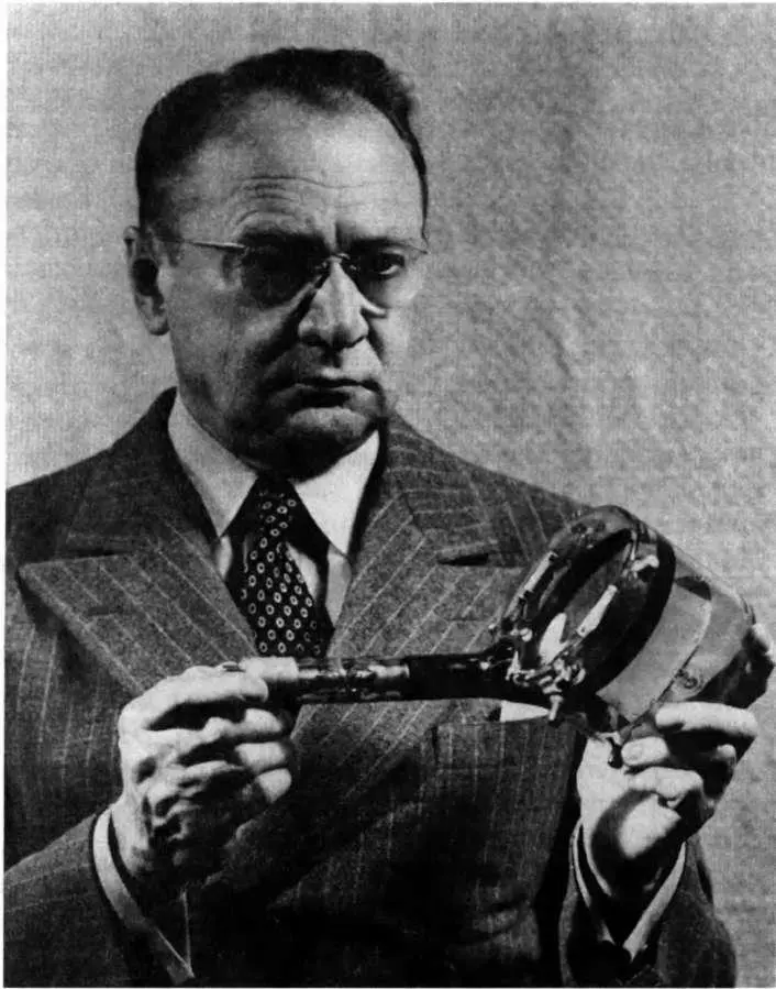 ВК Зворыкин с иконоскопом конструкции 1937 г В вышеназванных заявках и - фото 30