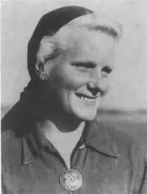Девушкаработница в рабочей одежде Картина X Рецлафа Ок 1939 Во время - фото 30
