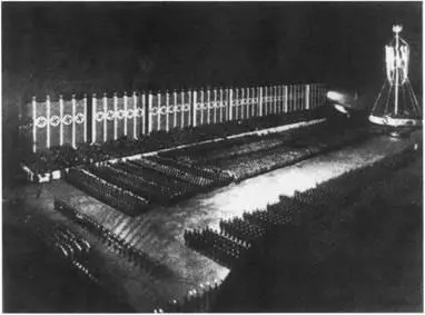Праздник труда в Люстгартене 1 мая 1936 года Берлин Имперский съезд 1936 - фото 33