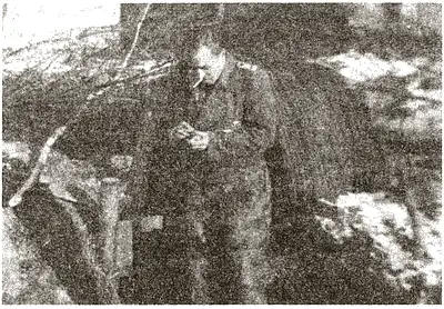 Январь 1945 г Старший лейтенант Кноблаух у командного пункта 2го фузилерного - фото 12