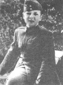 14летний доброволец батальона Ваннай Свой отряд Ваннай вместе с салашистами - фото 67