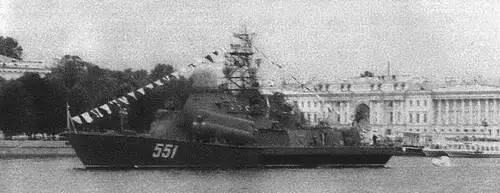НАНУЧКА Пушечное вооружение 1 двухорудийнзя автоматическая АУ 57мм80 у - фото 275