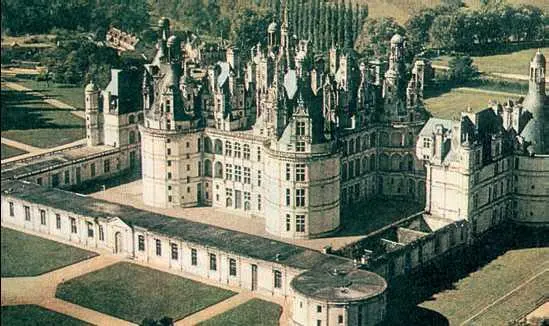 Замок Шамбор 151959 гг Франция В Англии наметившиеся в кон 1415 в - фото 216