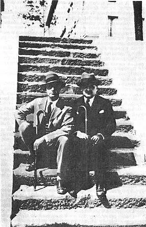 И А Бунин М А Алданов Ницца 1928 или 1929 А знаете какую рецензию о - фото 52