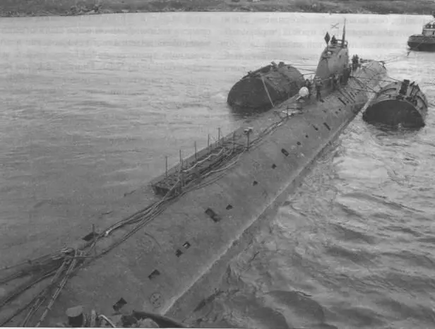 Следующей из списков флота была исключена К3 В 1982 г она вышла на последнюю - фото 49
