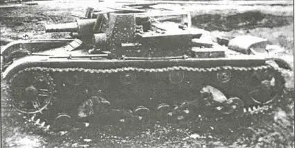 Легкая самоходная артиллерийскя установка АТ1 Разрез легкой самоходной - фото 60