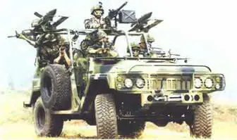 Боевой автомобиль Бейцзин BJ2020SJ 4x4 2002 г В 1965 г появился второй - фото 240