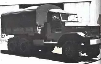 Бравия Пантера 6x61986 г Бравия Хаймит V400 4x41988 г Они оснащались - фото 316