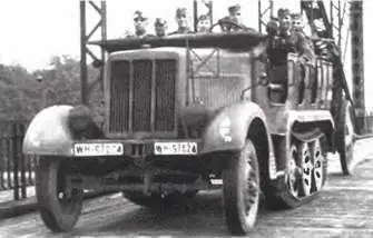 БюссингНАГ BIN L7 SdKfz6 1936 г Самоходная установка на шасси - фото 356