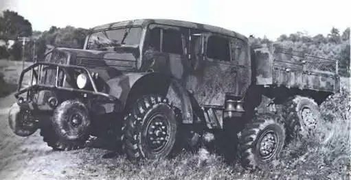 Вольво TVB 6X41940 г Вольво TVC 6X61942 г Вольво НВТ 1944 г - фото 427