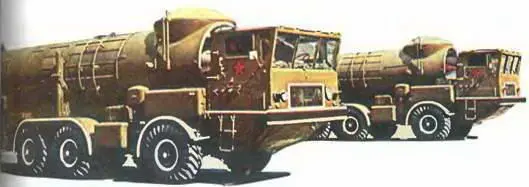 Пусковая установка крылатых ракет комплекса 2П30 на шасси ЗИЛ135К 8X81961 г - фото 850