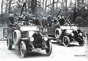 Лянча IZ 1912 г Наиболее оригинальным получился первый вариант с - фото 340