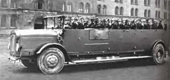 Магирус ММЗ 1928 г Первые 3тонные грузовики этой марки появились только в - фото 351