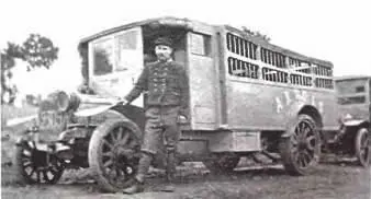 Передвижная голубятня на шасси Пип 2430CV 1914 г ПИРЛЕСС PEERLESS - фото 848
