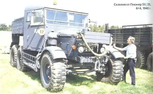 Скаммелл Пионер SV2S 6X4 1940 г Скаммелл Эксплорер FV11301 6X61950 - фото 88