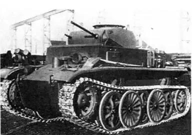 Легкие танки PzI AusfC во дворе завода фирмы KraussMaffei вверху и в одном - фото 186