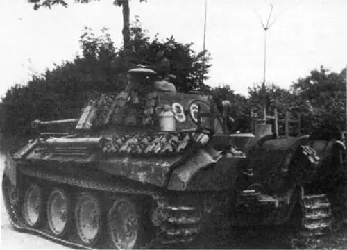 Командирский танк SdKfz267 изготовленный на базе Пантеры AusfA - фото 259