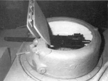 Пулеметная башенка с установленным в ней пулеметом Browning М1919А4 - фото 329