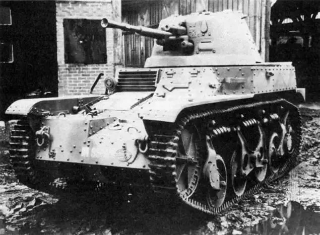 Легкий танк AMR 35ZT2 ТАКТИКОТЕХНИЧЕСКИЕ ХАРАКТЕРИСТИКИ ТАНКА AMR 35ZT БОЕВАЯ - фото 136