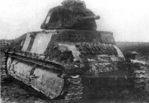 Танк S35 из 211го танкового батальона Вермахта PzAbt211 с обмазкой из - фото 179