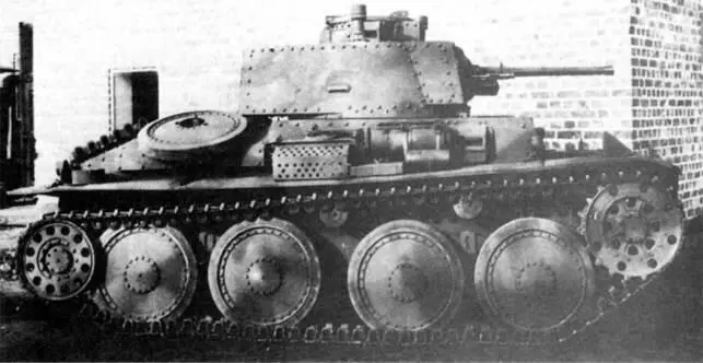 Разработан чехословацкой фирмой CKD в 1939 г под обозначением TNHSv как - фото 259