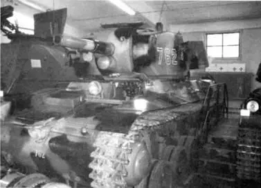 Средний танк Strv m42 Танковый музей Pansar museum в Аксвелле Швеция - фото 267