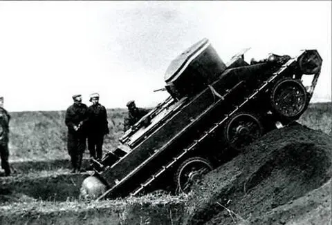 Испытания танка БТ2 на проходимость летоосень 1933 г В январе 1932 г - фото 141