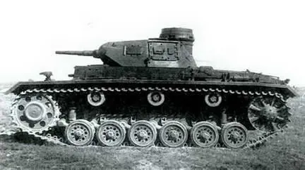 PzKpfw III Ausf G во время испытаний в Кубинке Осень 1940 г Но согласно - фото 134
