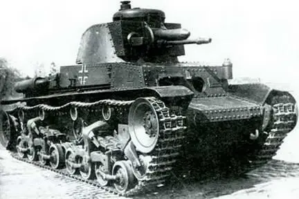 Немецкий легкий танк PzKpfw 35t 1942 г Немецкий средний танк PzKpfw III - фото 243