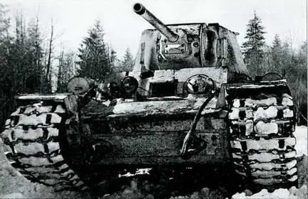 Танк KB 1 с литой башней на фронте Зима 1942 г 14 7 Тяжкая судьба - фото 271