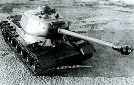 ИС122 Объект 240 со 122мм орудием Д25 во дворе ЧКЗ 1943 г Испытания - фото 106