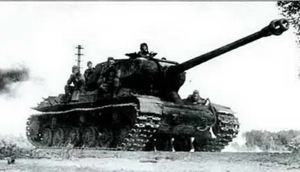 Танк ИС2 с орудием Д25 имеющим дульный тормознемецкого типа 1944 г - фото 108