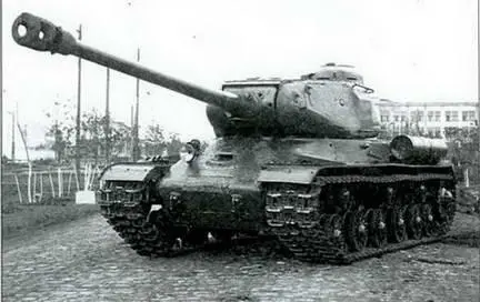 ИС2 со спрямленным носом и комбинированным носовым узлом 1944 г ИС2 со - фото 196
