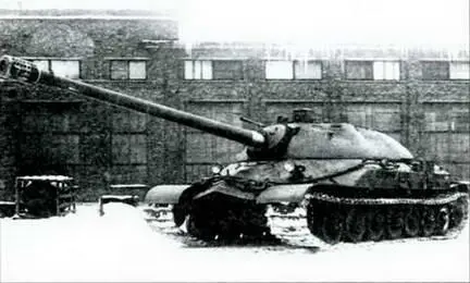 Танк ИС7 Объект 260 во дворе Кировского завода 1948 г Утвержденный - фото 256
