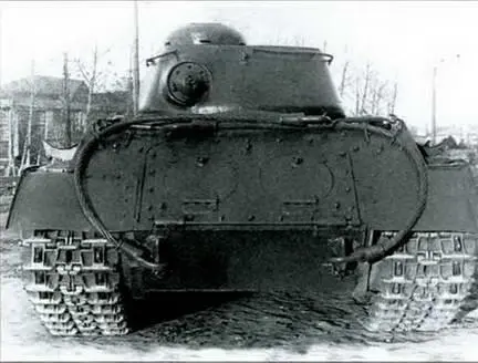 Опытный образец танка ИС образец 3 Вид сзади 1943 г Правда еще в конце - фото 47