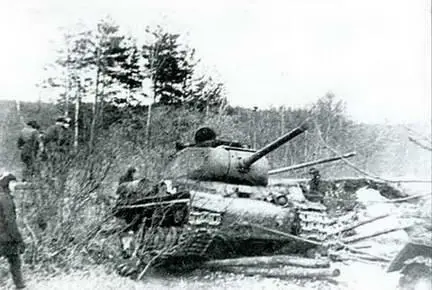 Испытания танка ИС85 2с 85мм пушкой Д5Т под Челябинском Лето 1943 г - фото 79