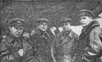 Командиры самолетов И П Мазурук А Д Алексеев В С Молоков и М В - фото 9