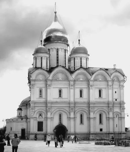 Архангельский собор Московского Кремля В этой связи поведение новгородского - фото 49