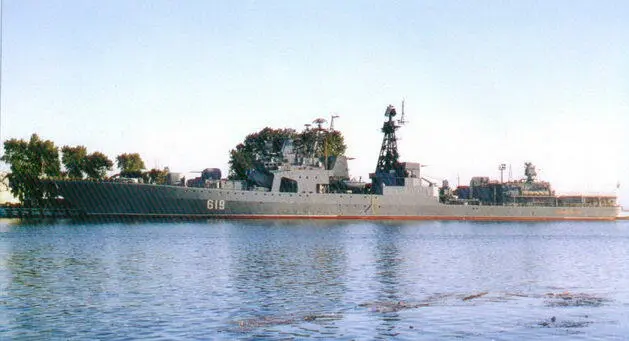 Большой противолодочный корабль Североморск в 2002 г г Балтийск - фото 82