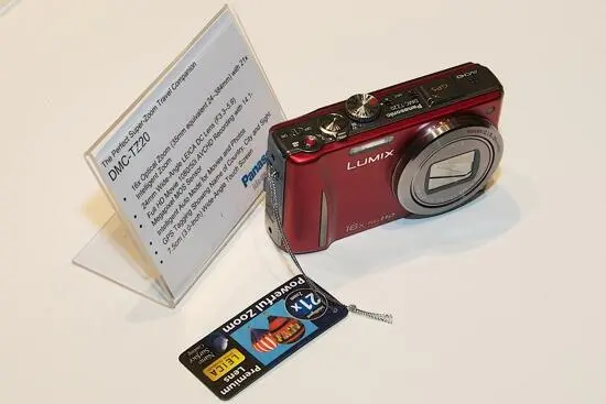 Интересна и новая модель фотоаппаратов для любителей активного отдыха она - фото 71