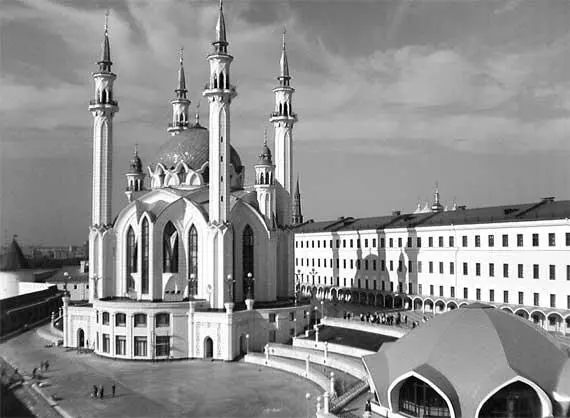 Казанский кремль После чего целых одиннадцать лет археологическая экспедиция - фото 18