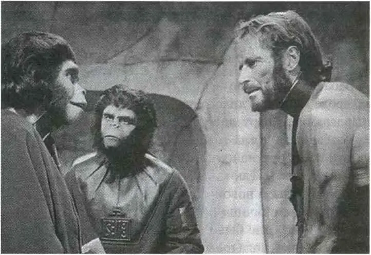 Планета обезьян 1968 Зира Ким Хантер и Корнелиус Роди Макдауэлл - фото 101