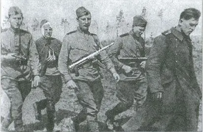 Задание выполнено язык взят Бойцы Литовской дивизии в освобожденной - фото 12