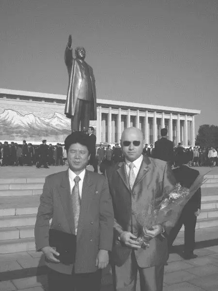 60Летие КНДР Памятник великому вождю корейского народа УПу словно очнулся от - фото 66