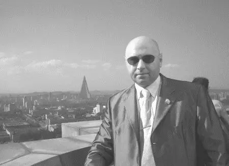 Красавец Пхеньян с высоты птичьего полета Верховное божество дарило такой - фото 70